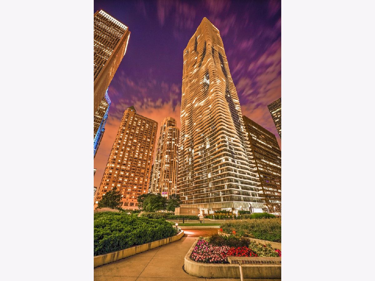  For Sale Chicago Illinois, 225 Columbus Drive