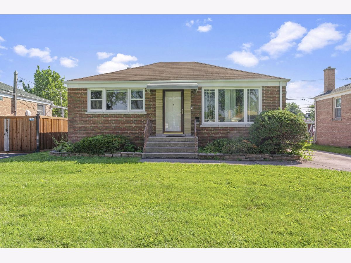  For Sale Hillside Illinois, 425 Jackson Boulevard