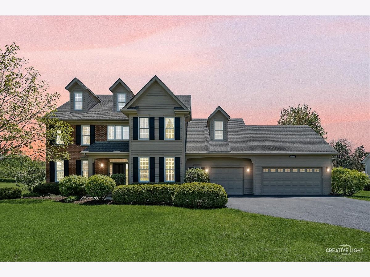  For Sale St Charles Illinois, 40W065 Fox Mill Boulevard