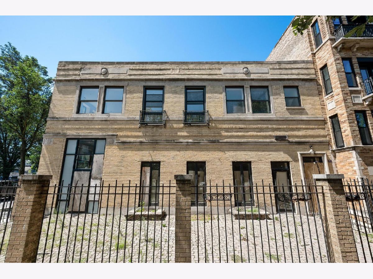 Rented Chicago Illinois, 5934 Winthrop