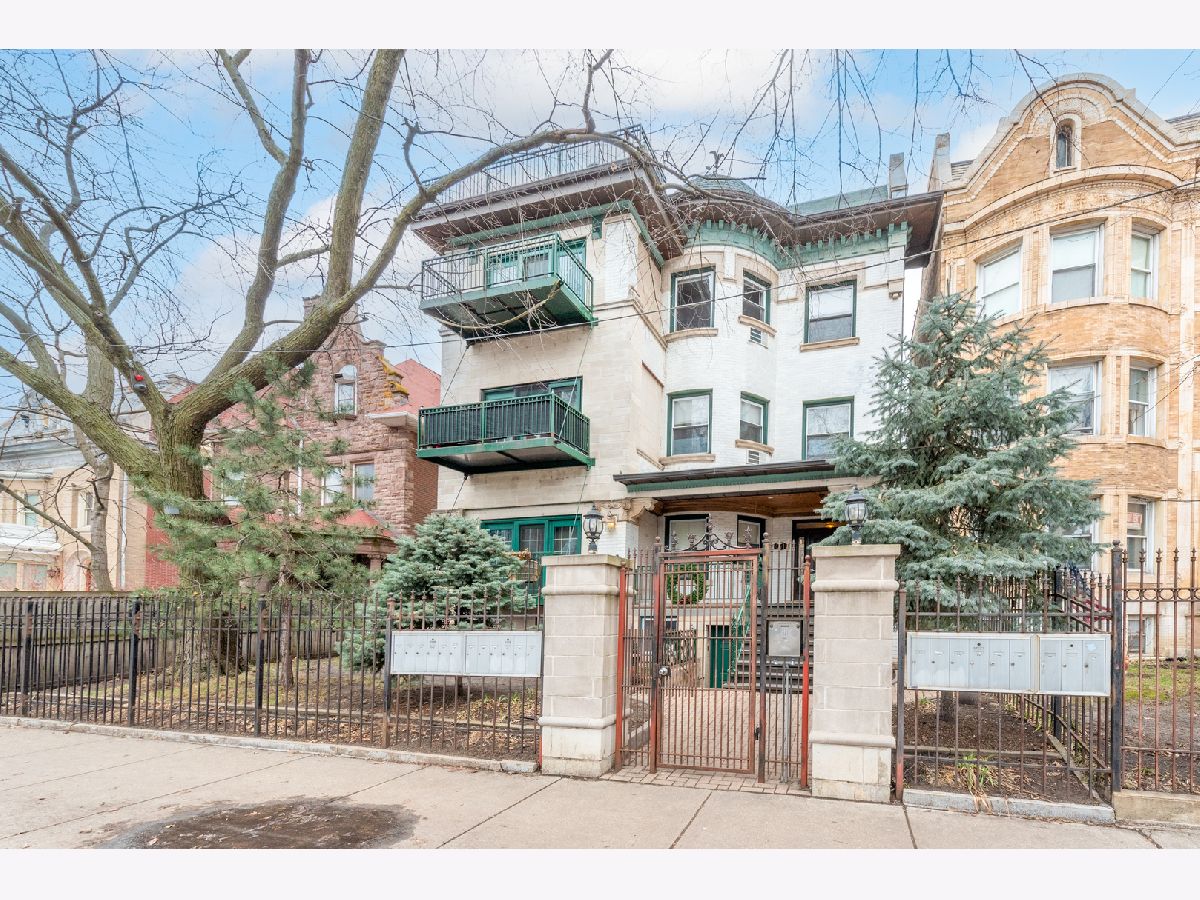  Rented Chicago Illinois, 4518 Sheridan