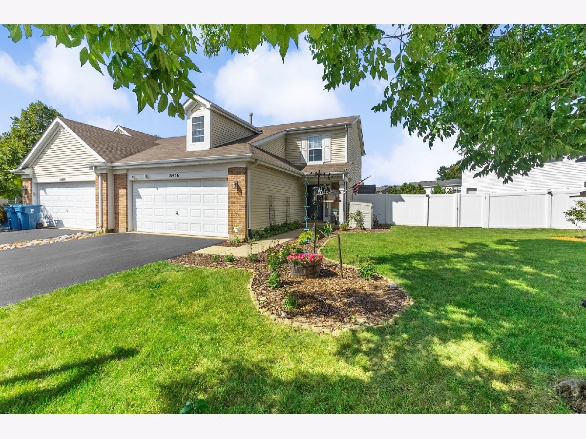  For Sale Crest Hill Illinois, 21436 Loch Lane
