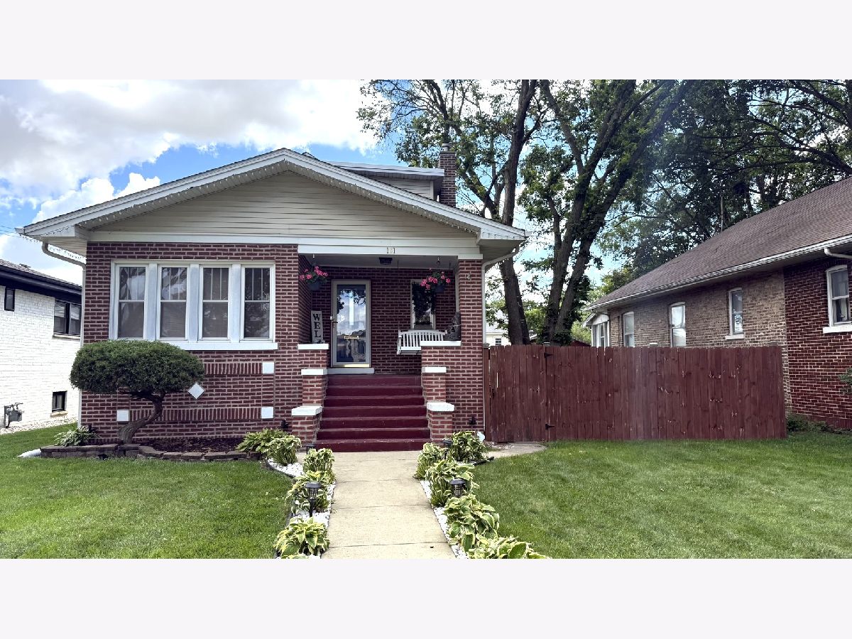  Rented Bensenville Illinois, 181 Rose