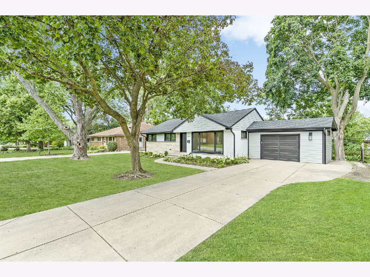  For Sale Deerfield Illinois, 931 Holmes Avenue
