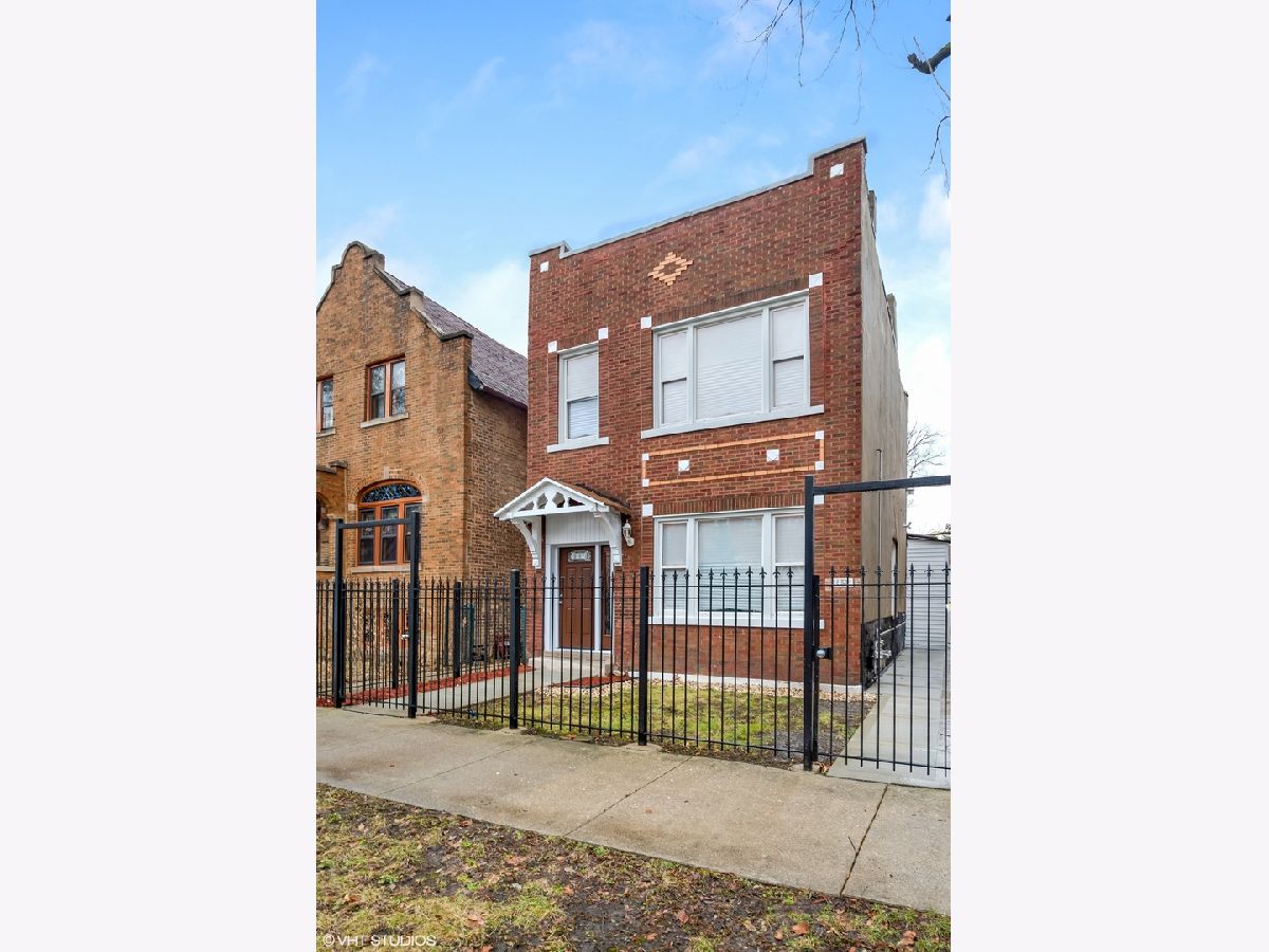  For Sale Chicago Illinois, 2345 Lawndale Avenue