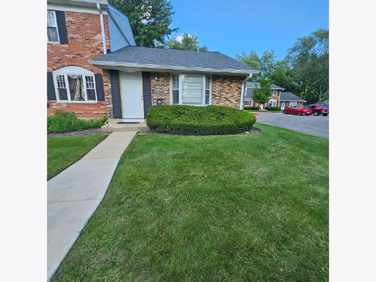  For Sale Streamwood Illinois, 1835 Mckool Avenue