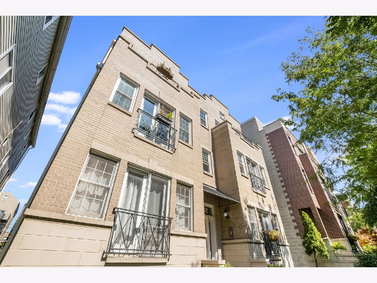 For Sale Chicago Illinois, 1244 Ohio Street