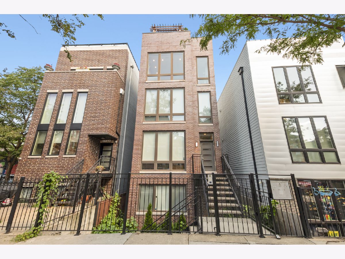  For Sale Chicago Illinois, 1756 Cullerton Street