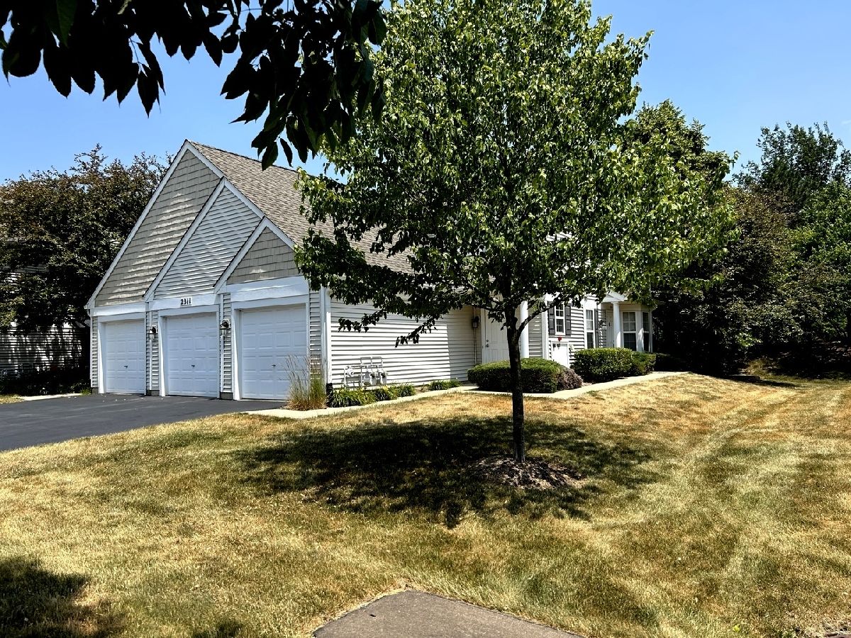 Townhomes & Condos For Rent Windridge Naperville Illinois, 2811 Rutland