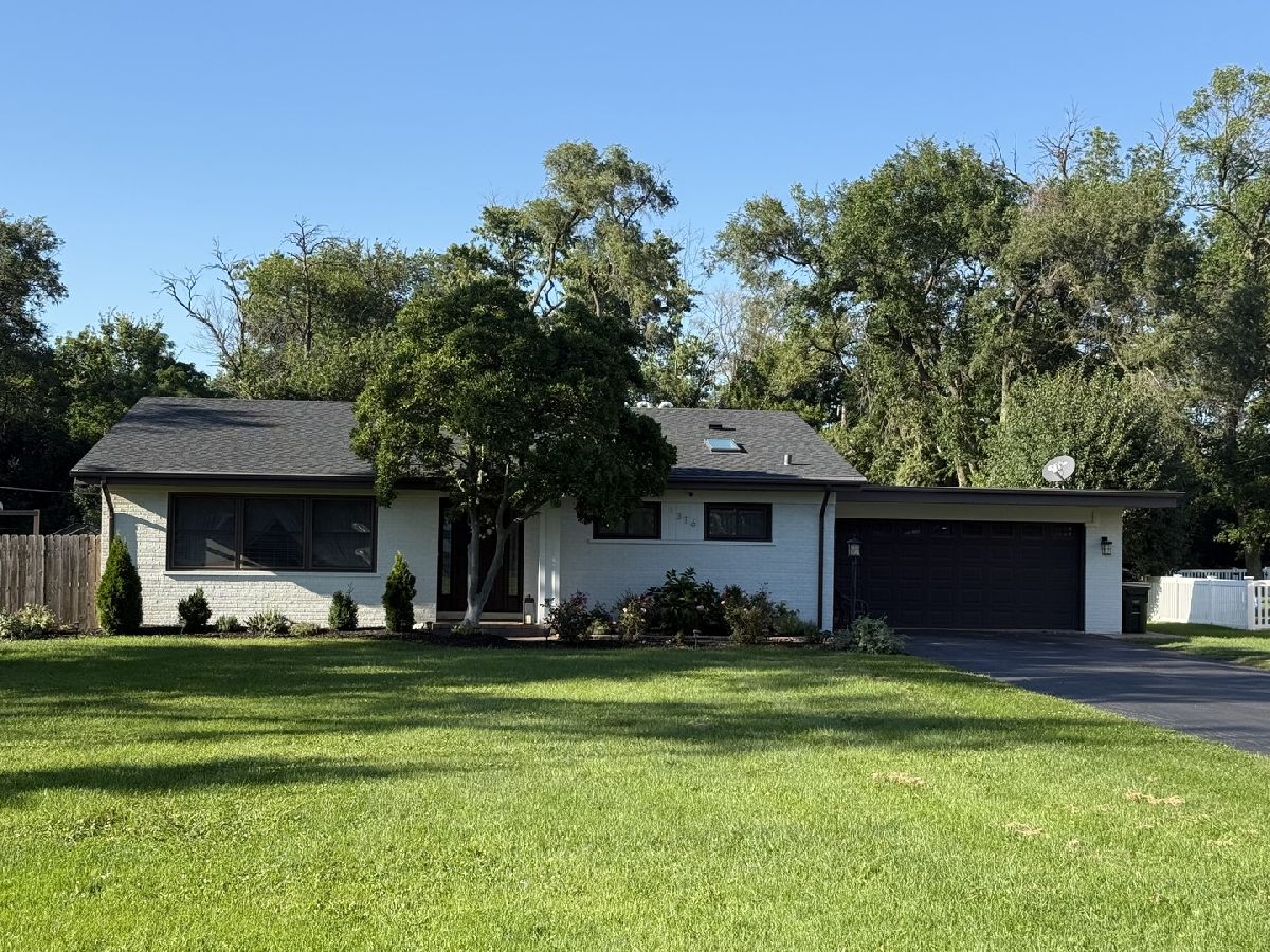  For Rent La Grange Highlands Illinois, 1316 59th