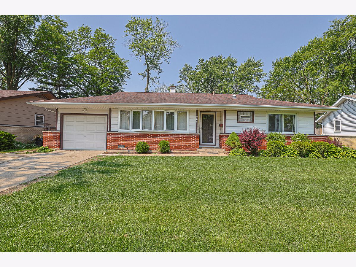  For Sale Elk Grove Village Illinois, 521 Edgewood Lane