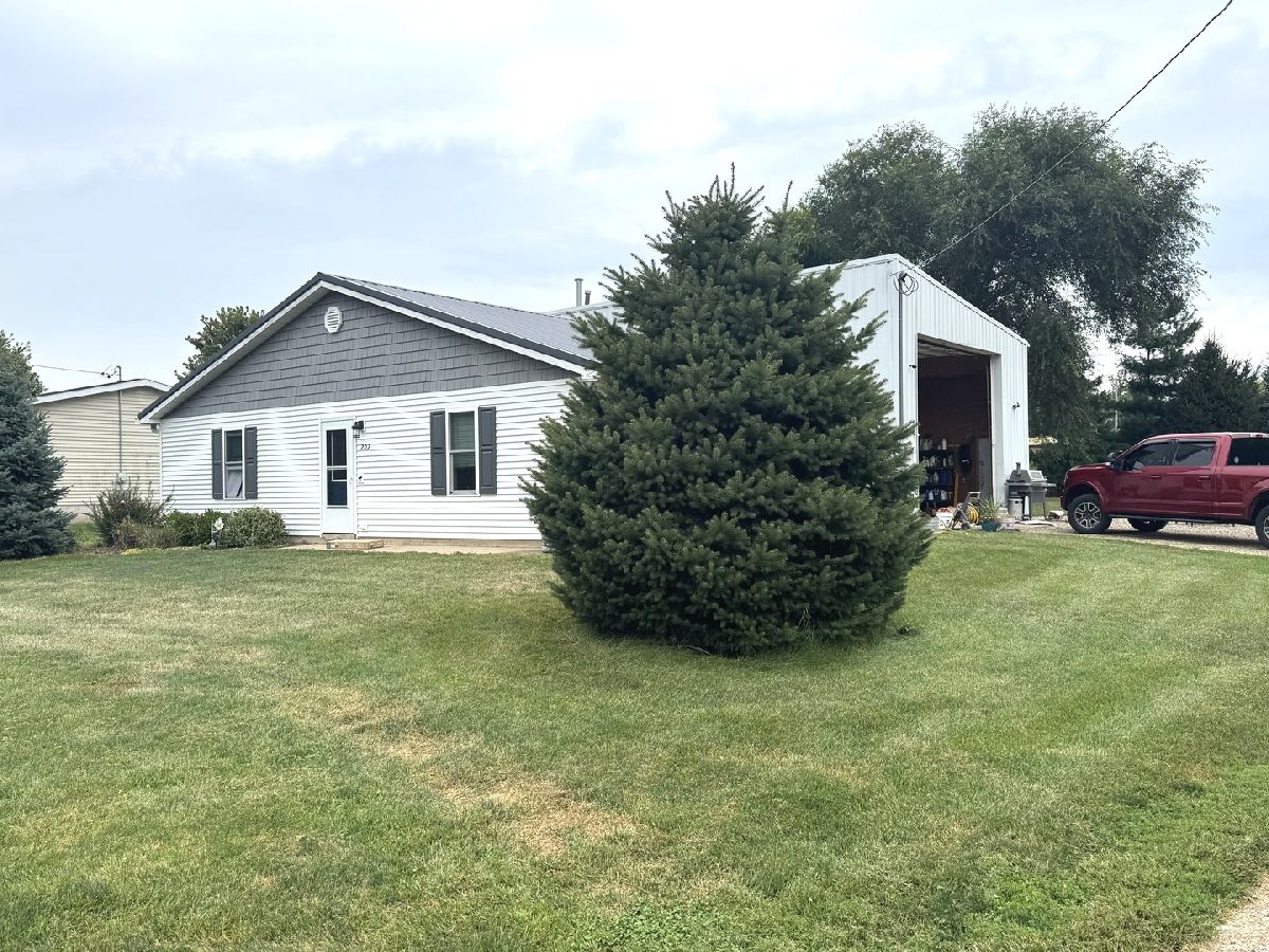  Sold Malden Illinois, 202 Front