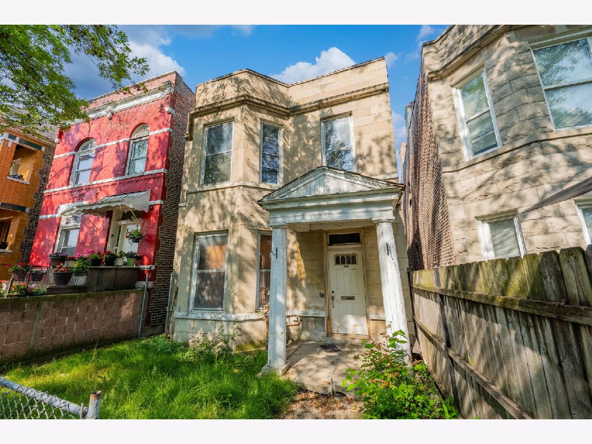  For Sale Chicago Illinois, 2244 Drake Avenue