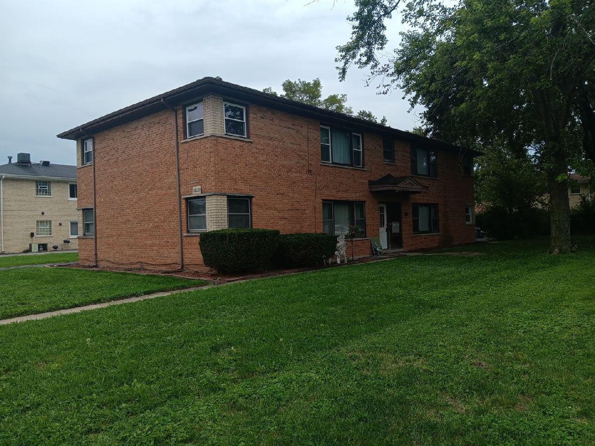  For Sale Homewood Illinois, 18229 Hart Drive