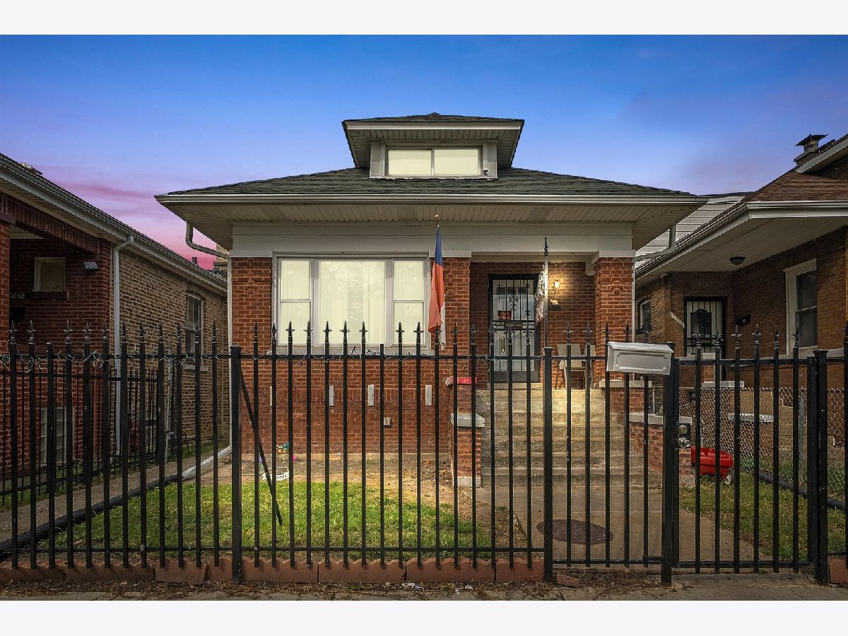  For Sale Chicago Illinois, 6048 Artesian Avenue