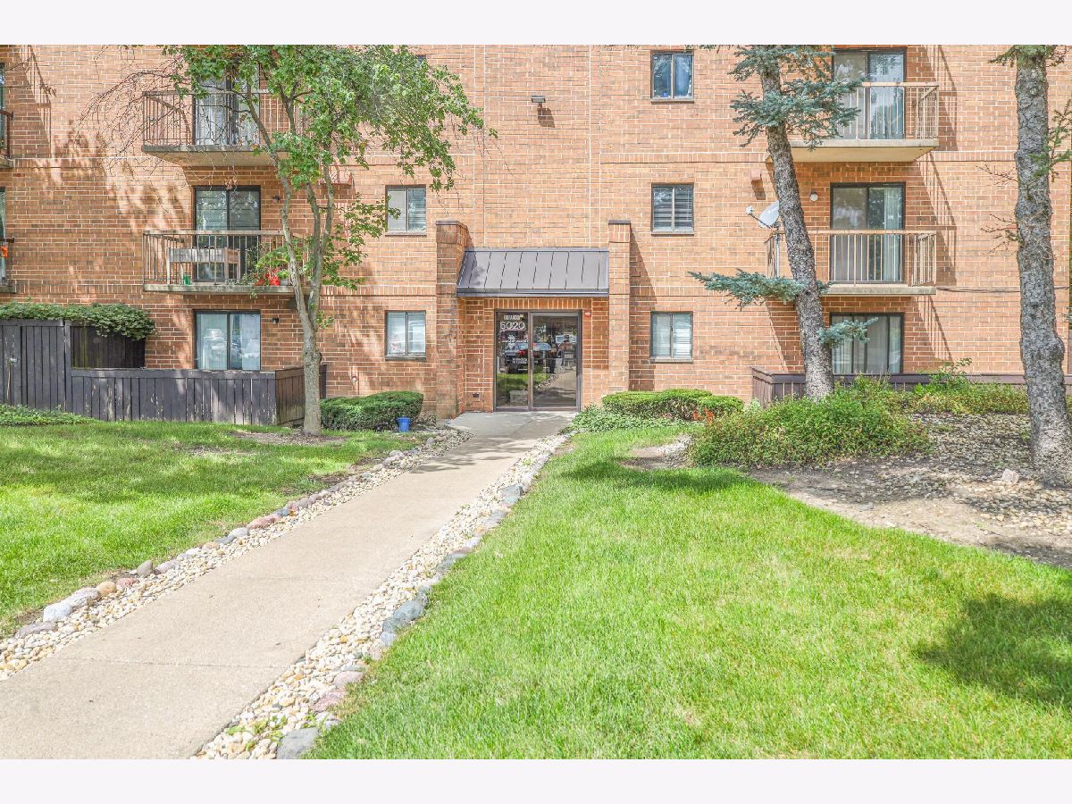  For Sale Tinley Park Illinois, 6020 Lake Bluff Drive