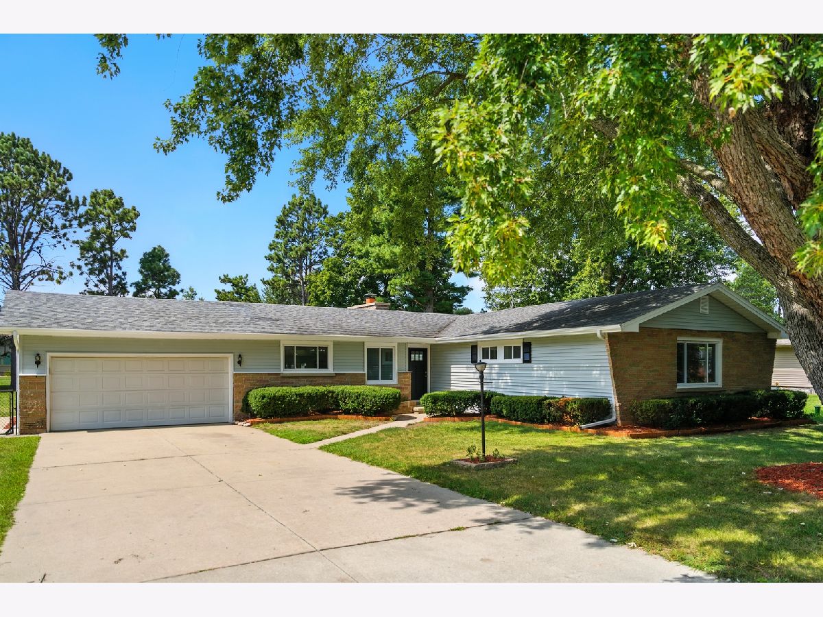  For Sale Rock Falls Illinois, 1004 Sunset Drive