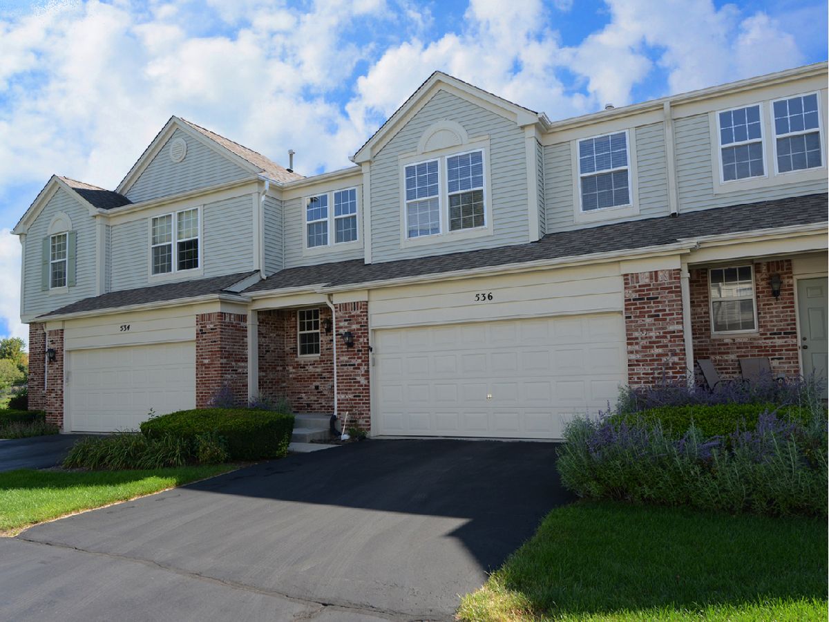  For Sale Algonquin Illinois, 536 Woods Creek Lane