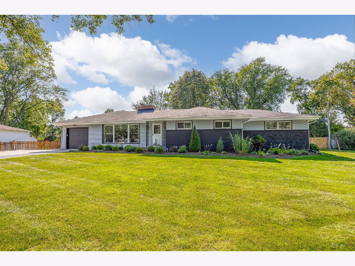  For Sale Downers Grove Illinois, 4140 Seeley Avenue
