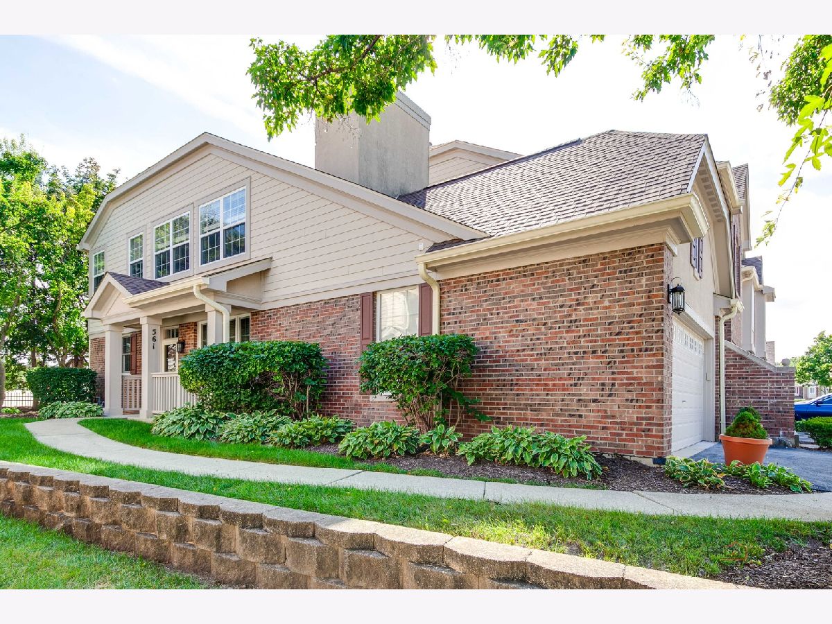  For Sale Vernon Hills Illinois, 561 Saddlebrook Lane
