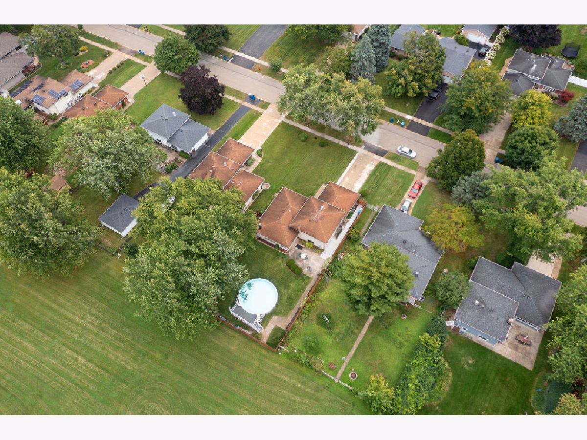  For Sale Bartlett Illinois, 1038 Martingale Drive