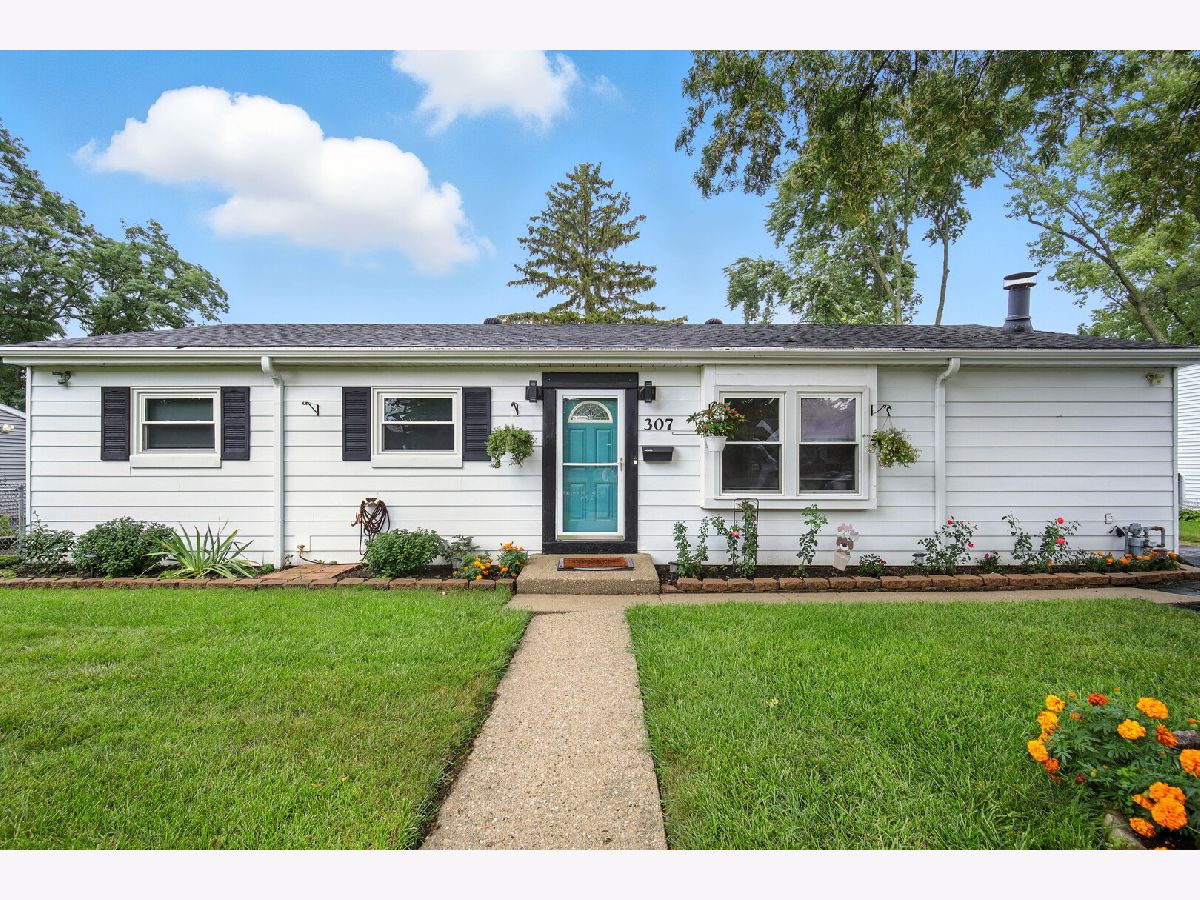  For Sale Vernon Hills Illinois, 307 Oakwood Road