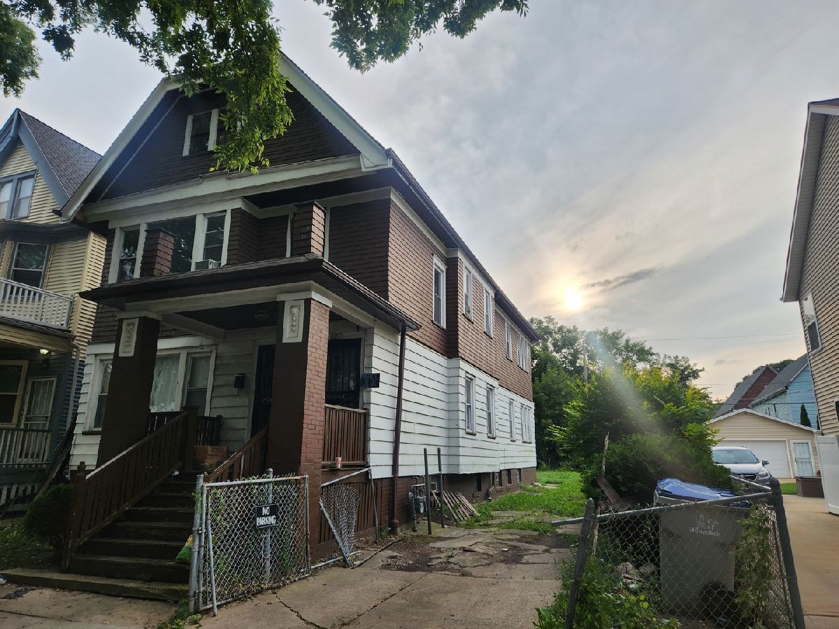  Sold Milwaukee Wisconsin, 2215 15th