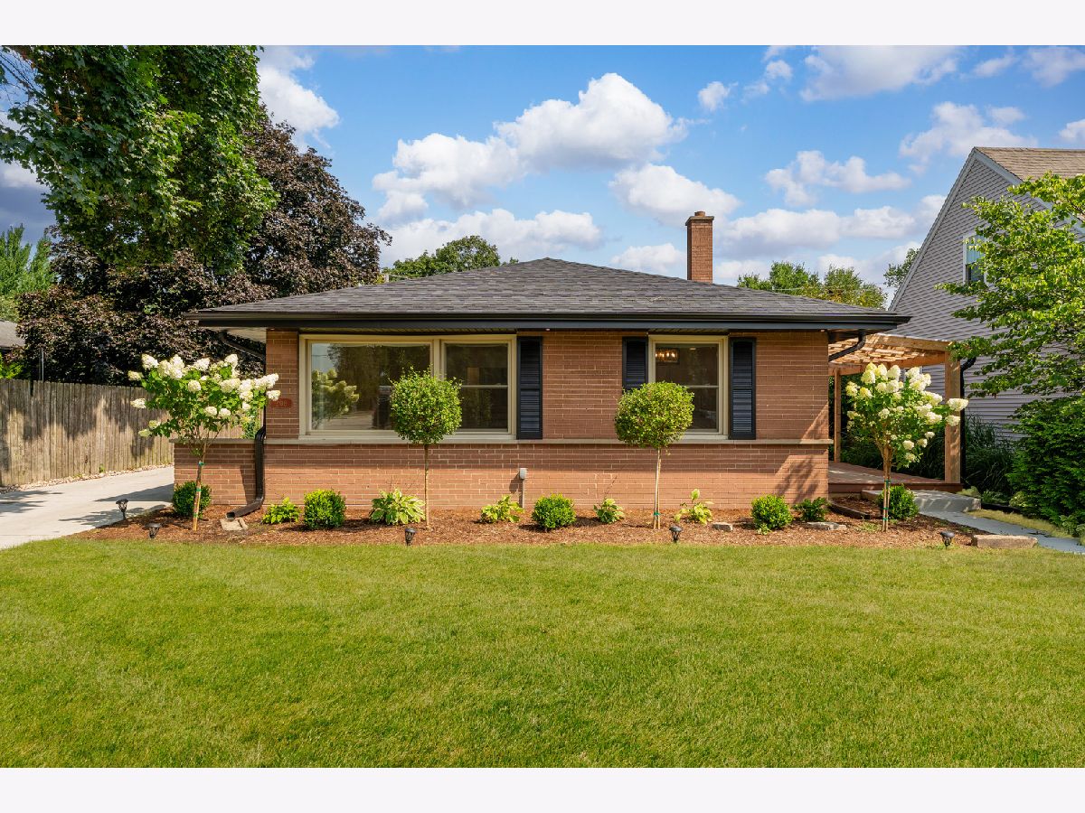  For Sale Western Springs Illinois, 208 47th Street