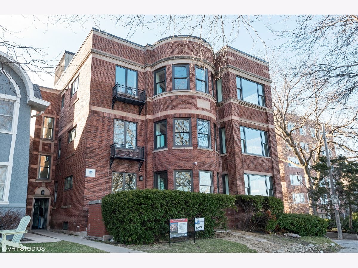  Rented Evanston Illinois, 534 Sheridan