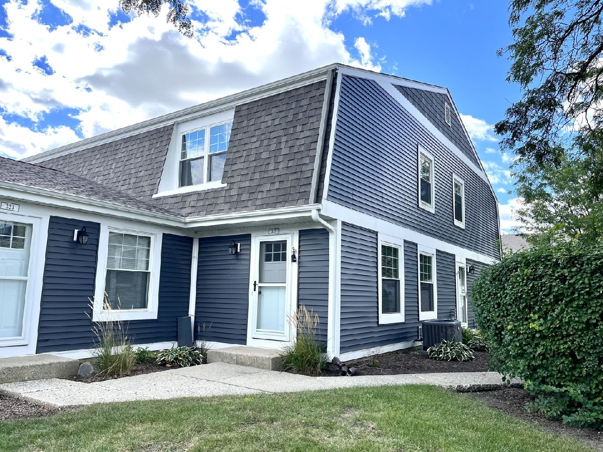  For Sale Vernon Hills Illinois, 319 Farmingdale Circle