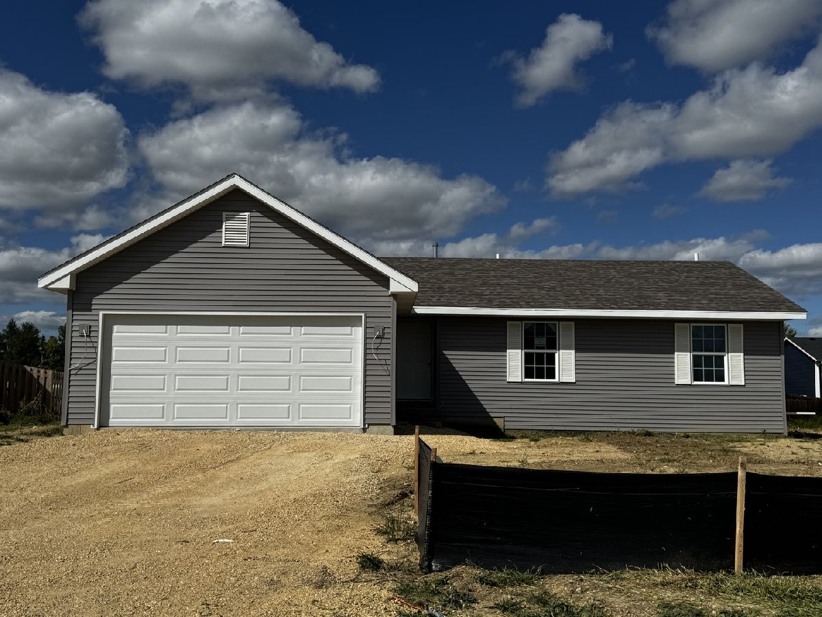  For Sale Davis Junction Illinois, 203 Autumnwood Lane