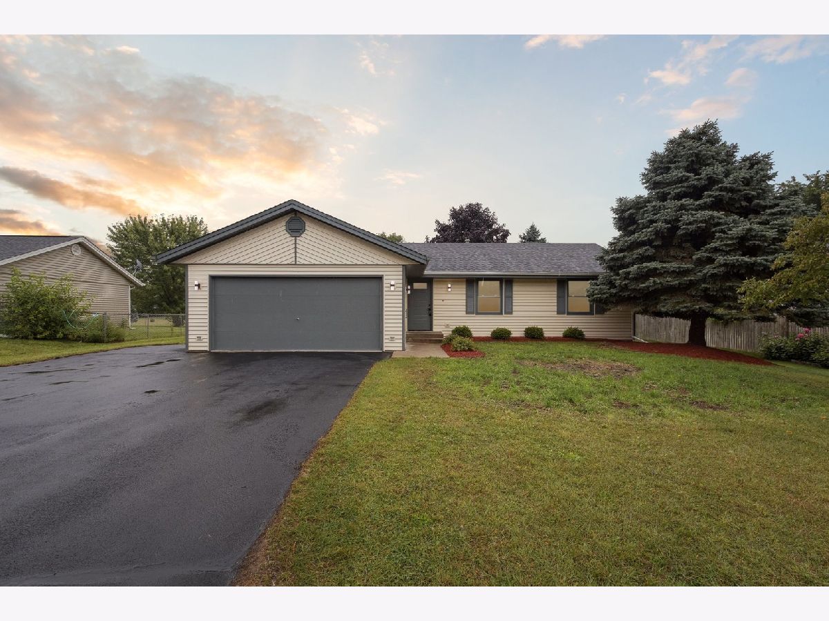  For Sale Loves Park Illinois, 4629 Cross Country Drive