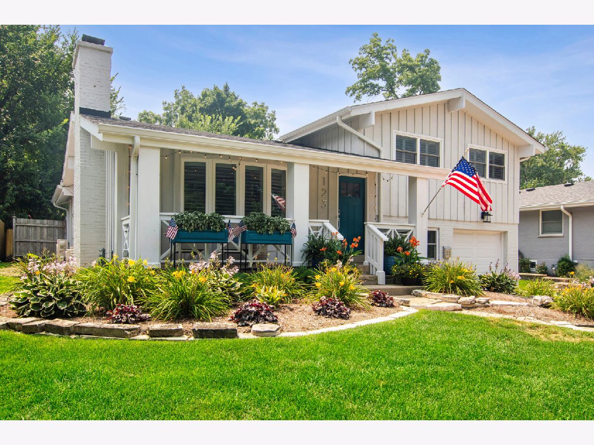  For Sale Barrington Illinois, 123 Sturtz Street