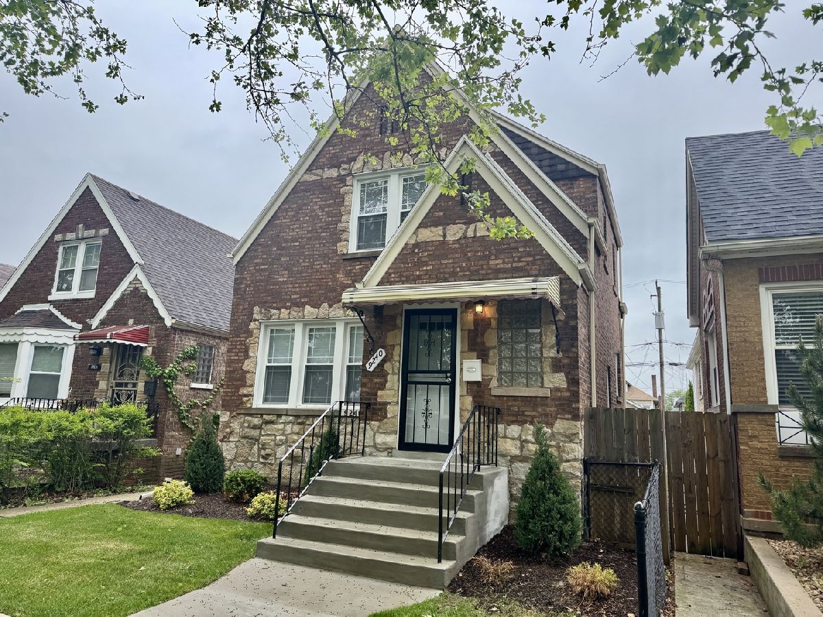  For Sale Chicago Illinois, 9240 Aberdeen Street