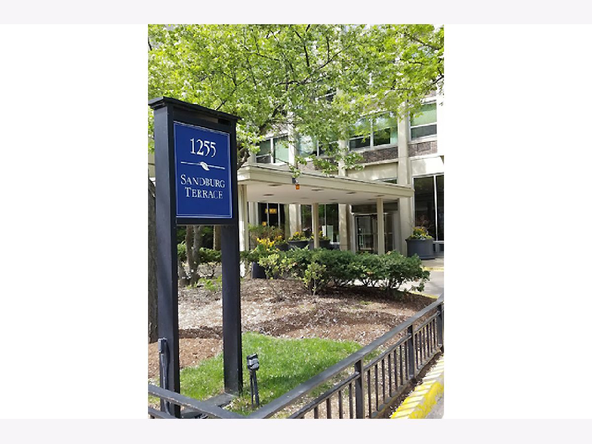  For Rent Chicago Illinois, 1255 Sandburg