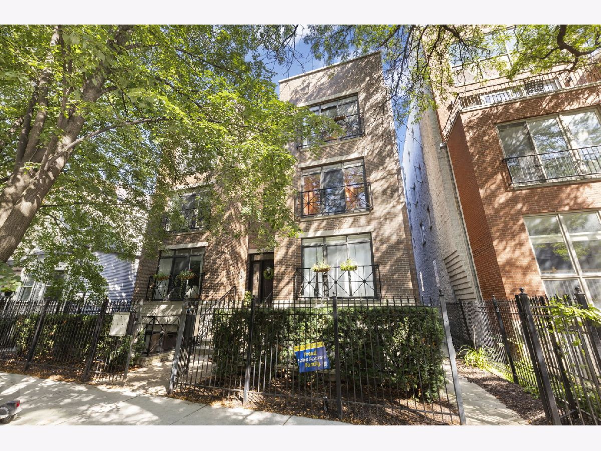  For Sale Chicago Illinois, 1924 Diversey Parkway
