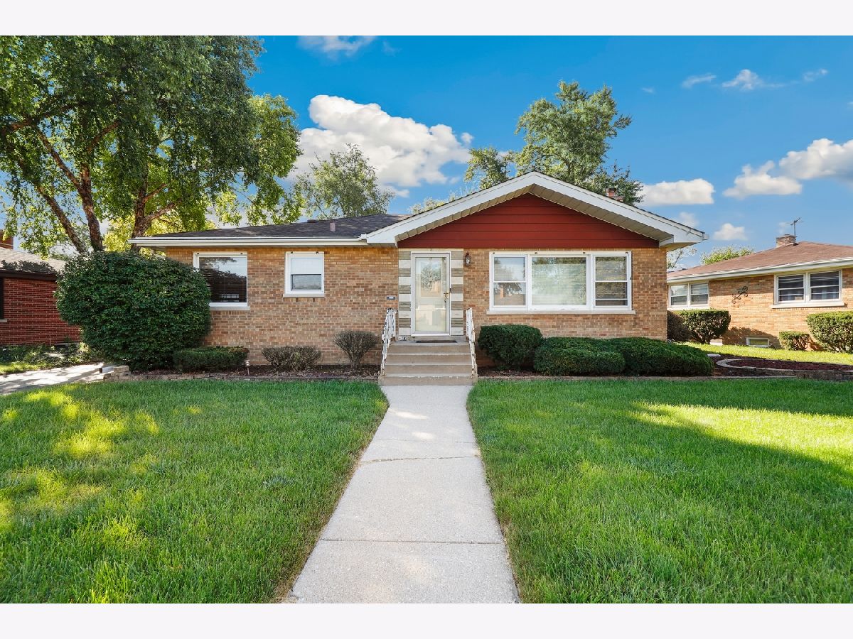 Homes For Sale Chapman Tulip Terrace South Holland Illinois, 913 162nd Place