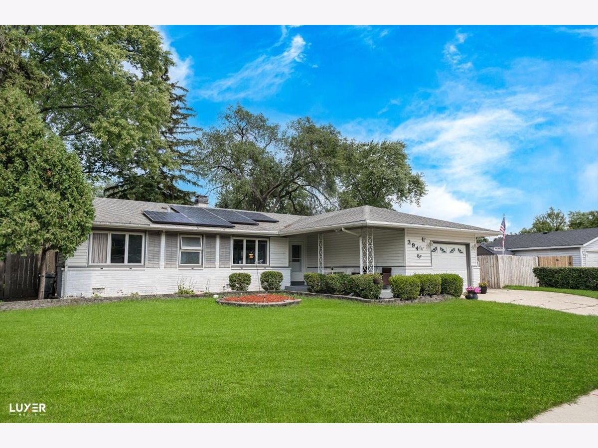  For Sale Elk Grove Village Illinois, 394 Elk Grove Boulevard