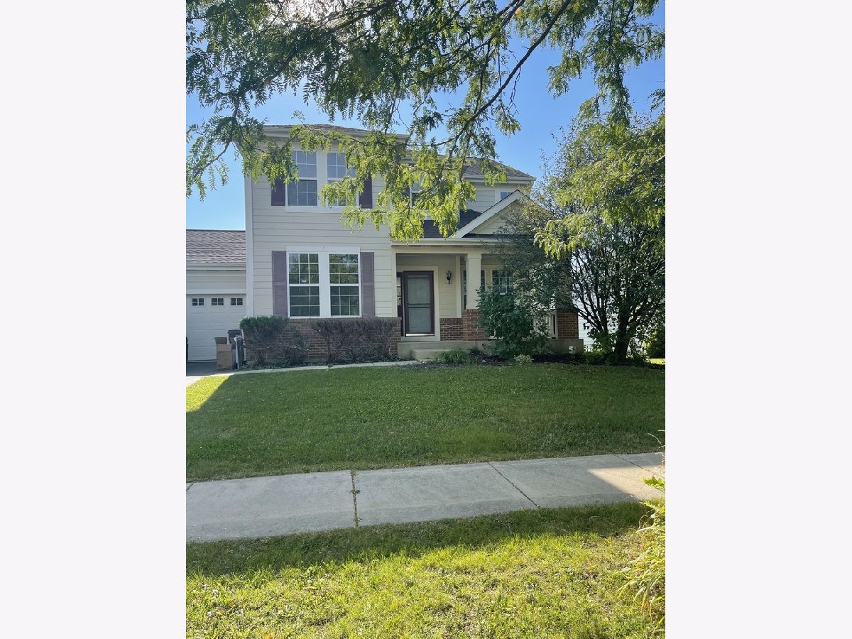  For Sale Elgin Illinois, 233 Pawtucket Avenue