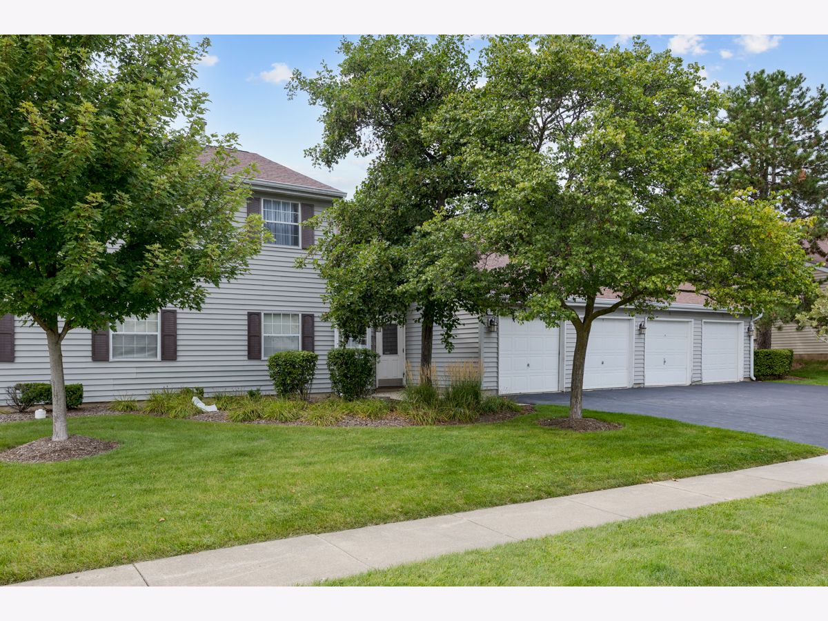  For Rent Streamwood Illinois, 109 Gant