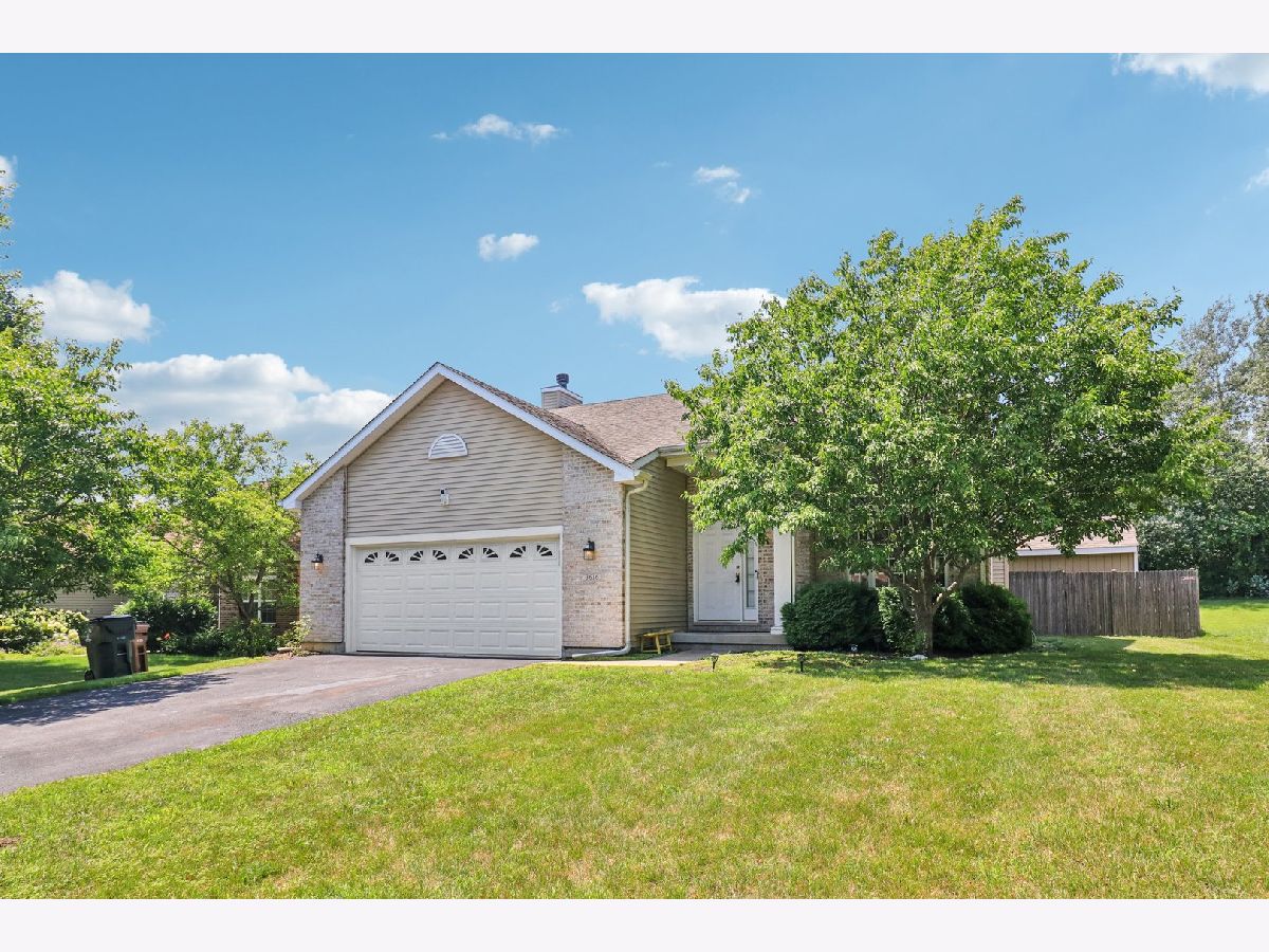 For Sale Winthrop Harbor Illinois, 3616 Creekside Court