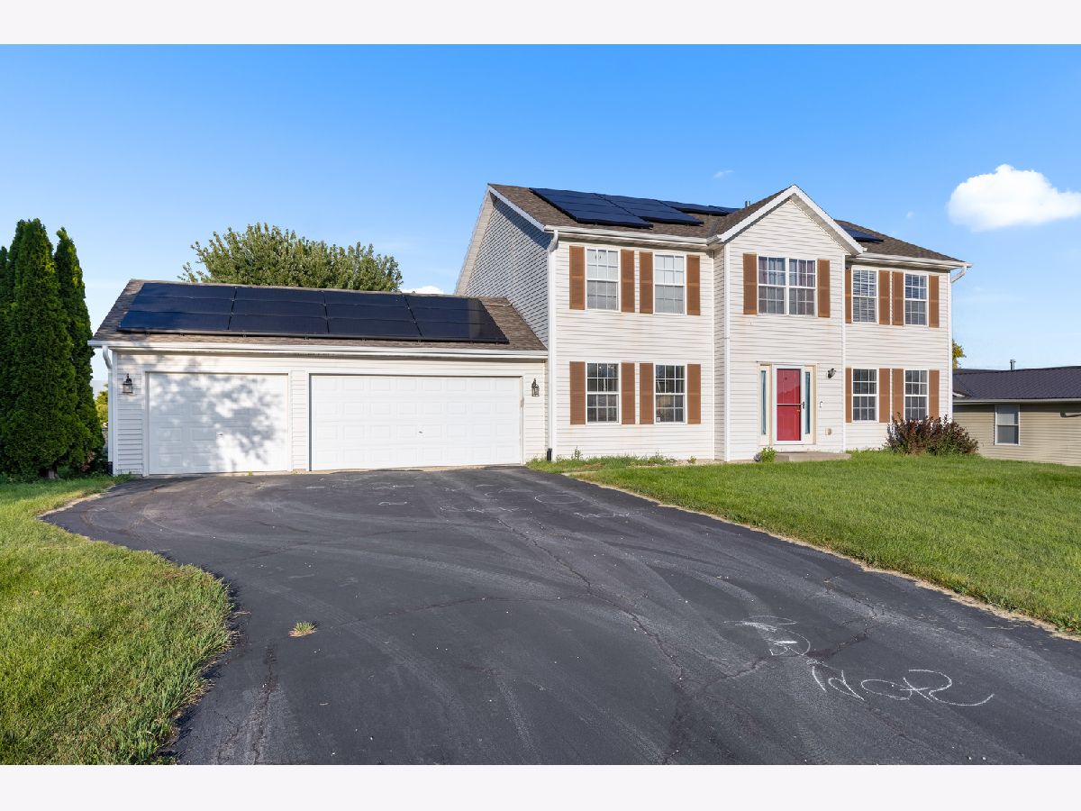  For Sale Durand Illinois, 1405 Sentry Drive