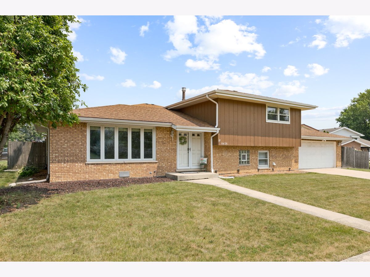 Condominiums & Homes For Sale Cherry Creek Tinley Park Illinois, 8456 170th Place