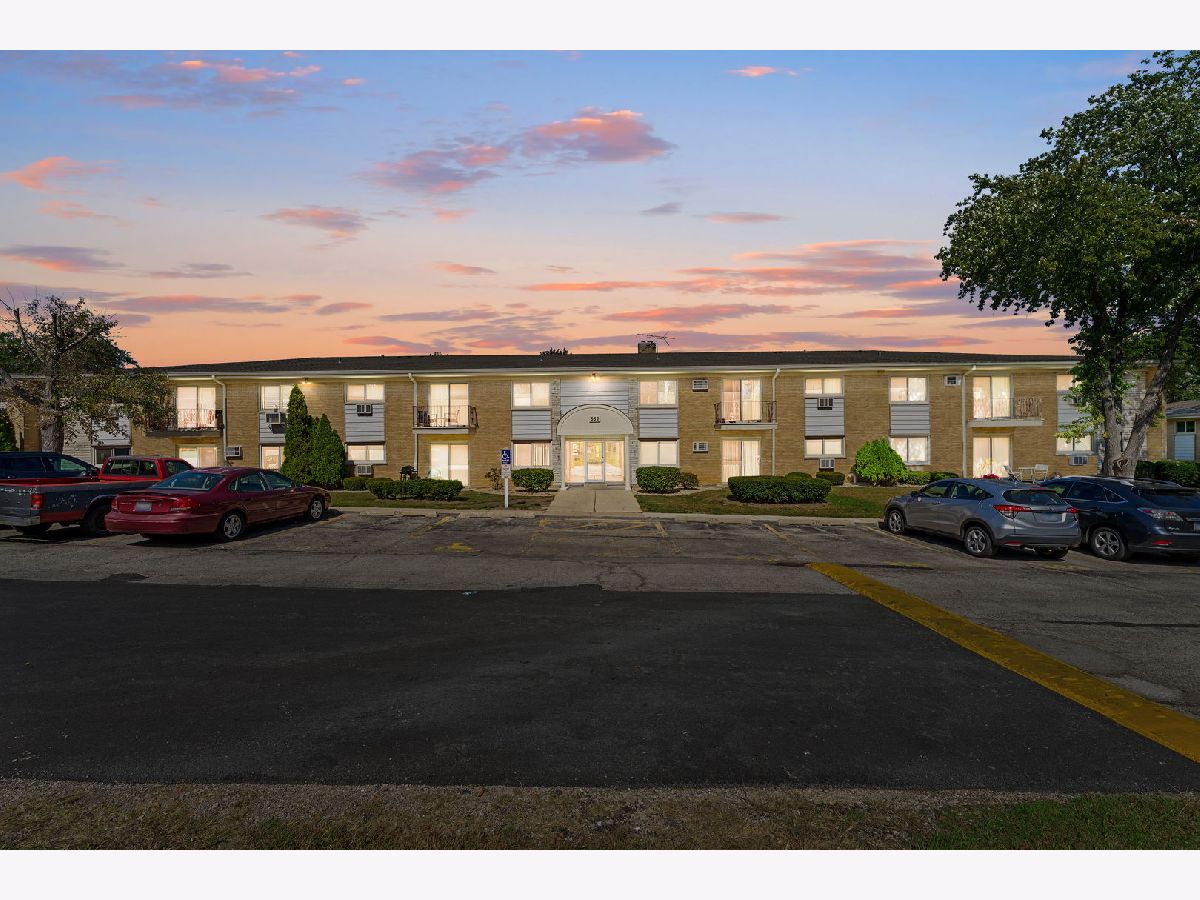  For Sale Clarendon Hills Illinois, 550 Chase Drive