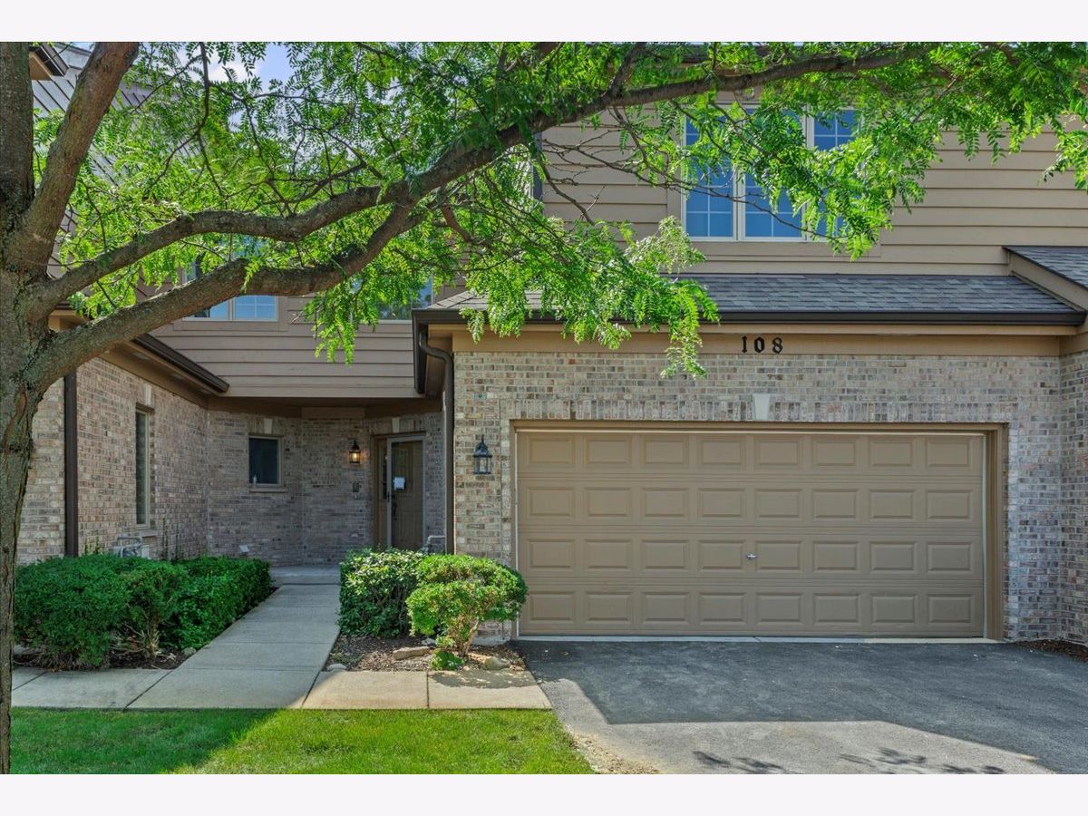  Sold Willow Springs Illinois, 108 Santa Fe