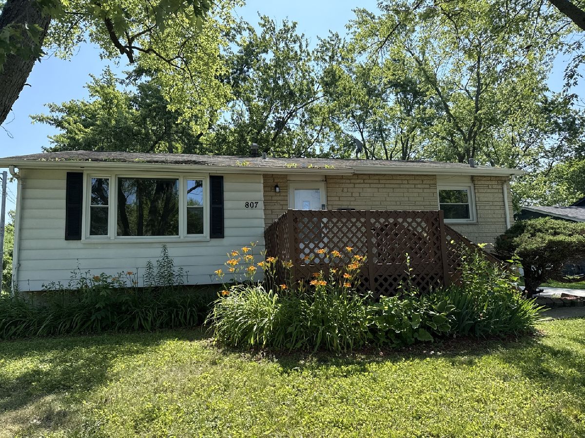  For Sale University Park Illinois, 807 Blackhawk Drive
