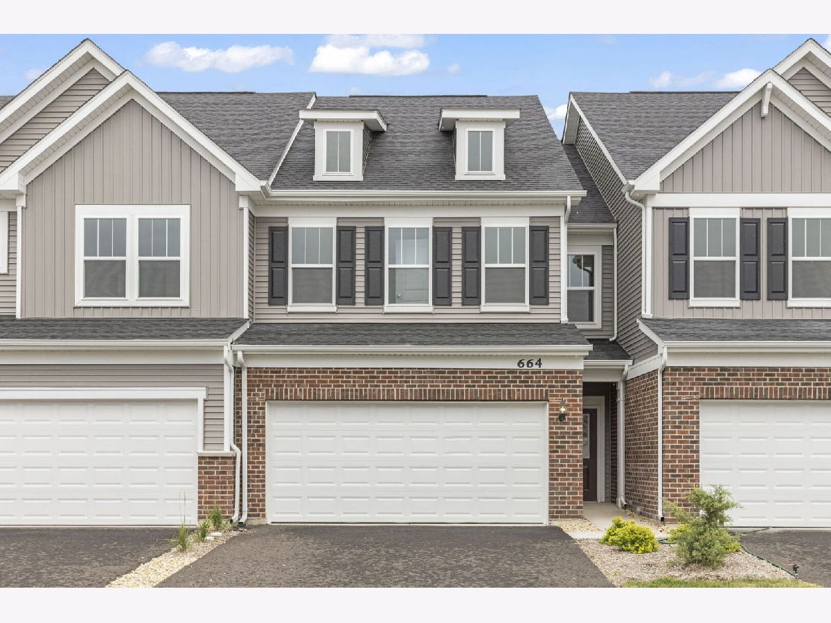  For Sale Bolingbrook Illinois, 664 Switchgrass Way