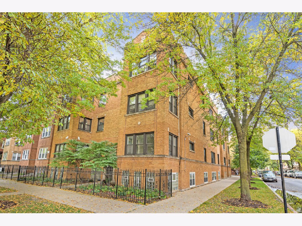  Rented Chicago Illinois, 3821 Wrightwood