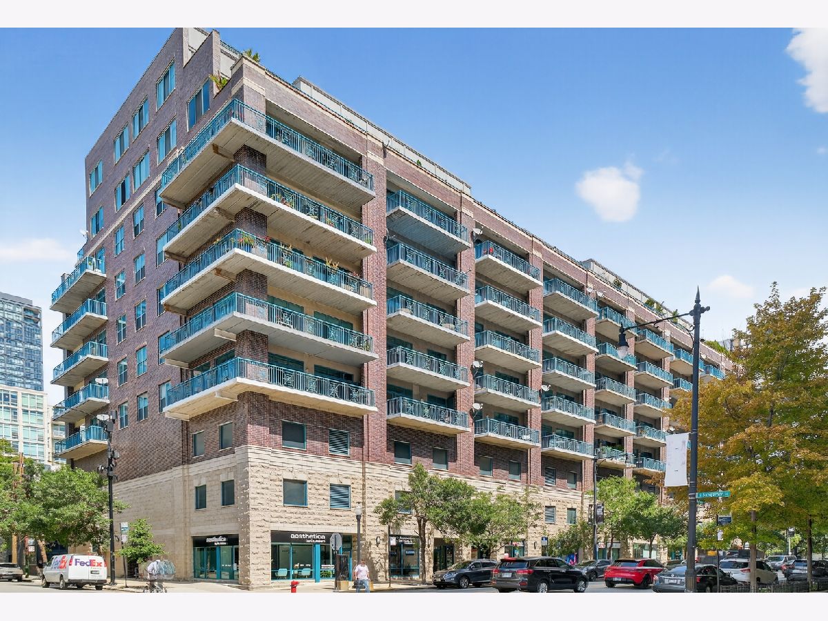  For Sale Chicago Illinois, 920 Madison Street