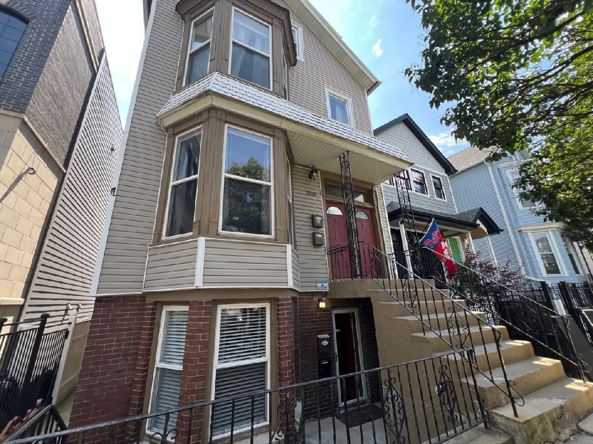  For Rent Chicago Illinois, 2335 Barry